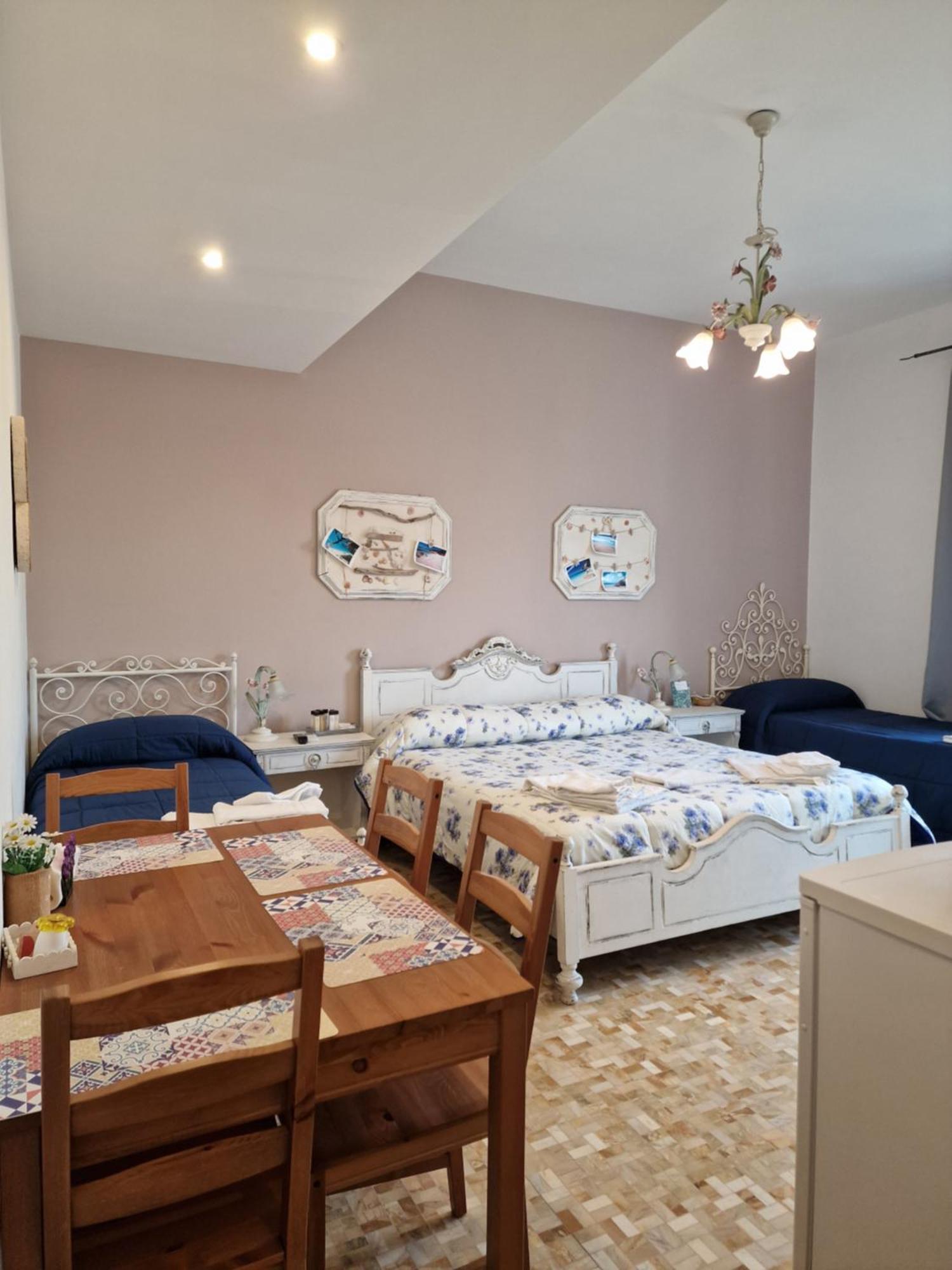 Camere Le Margherite Olbia Extérieur photo