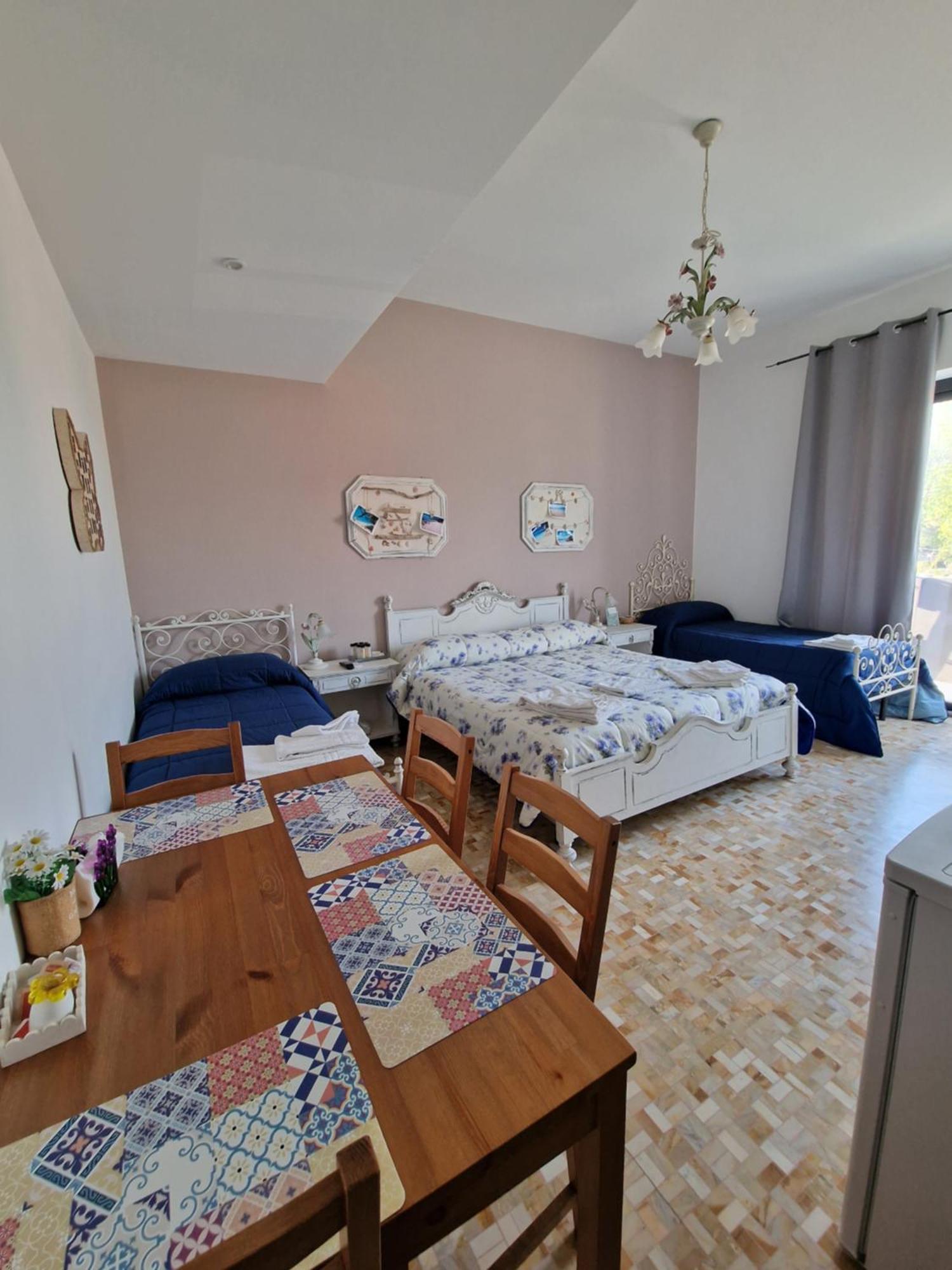 Camere Le Margherite Olbia Extérieur photo